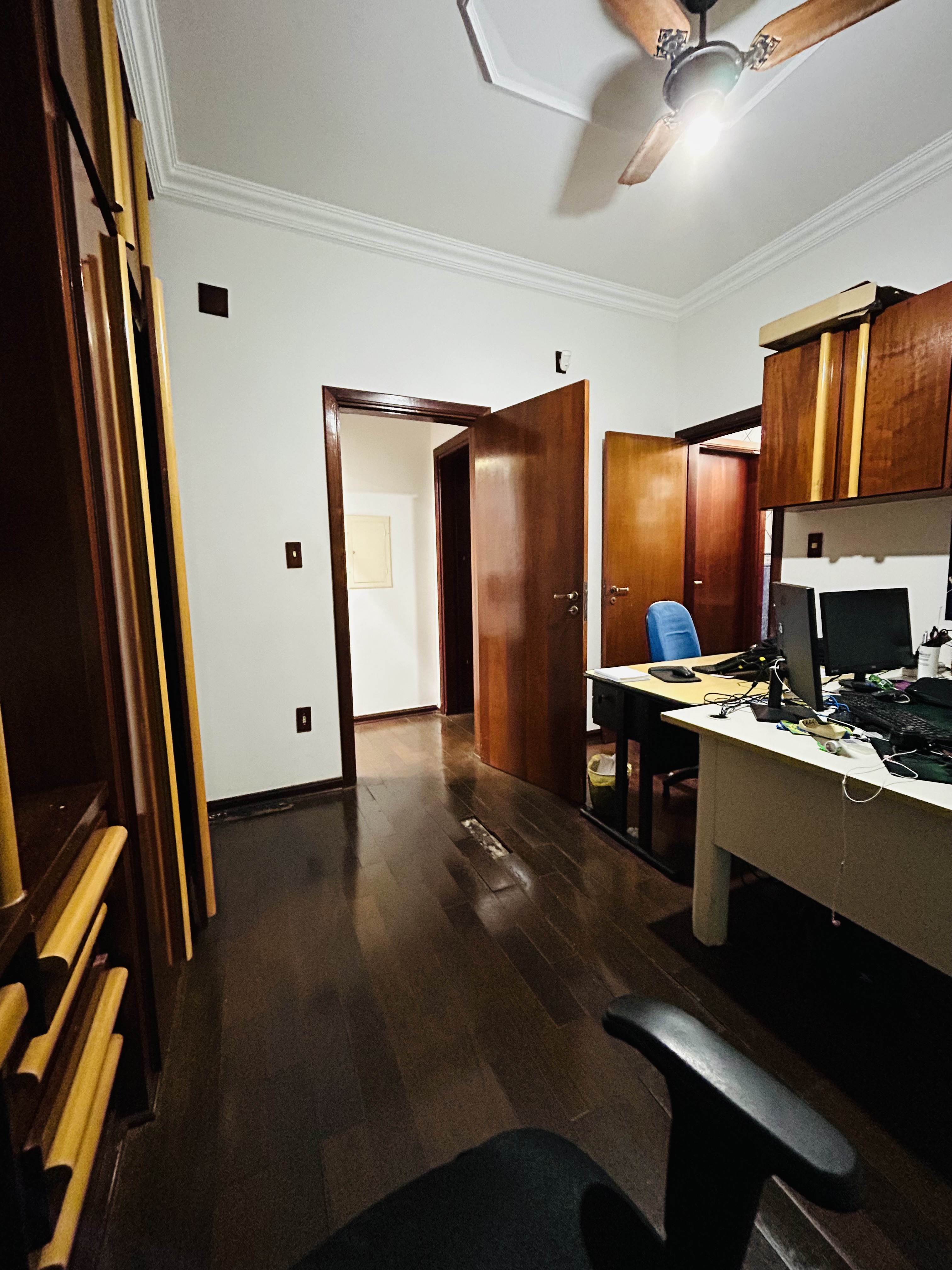 Casa à Venda – Vila Champagnat