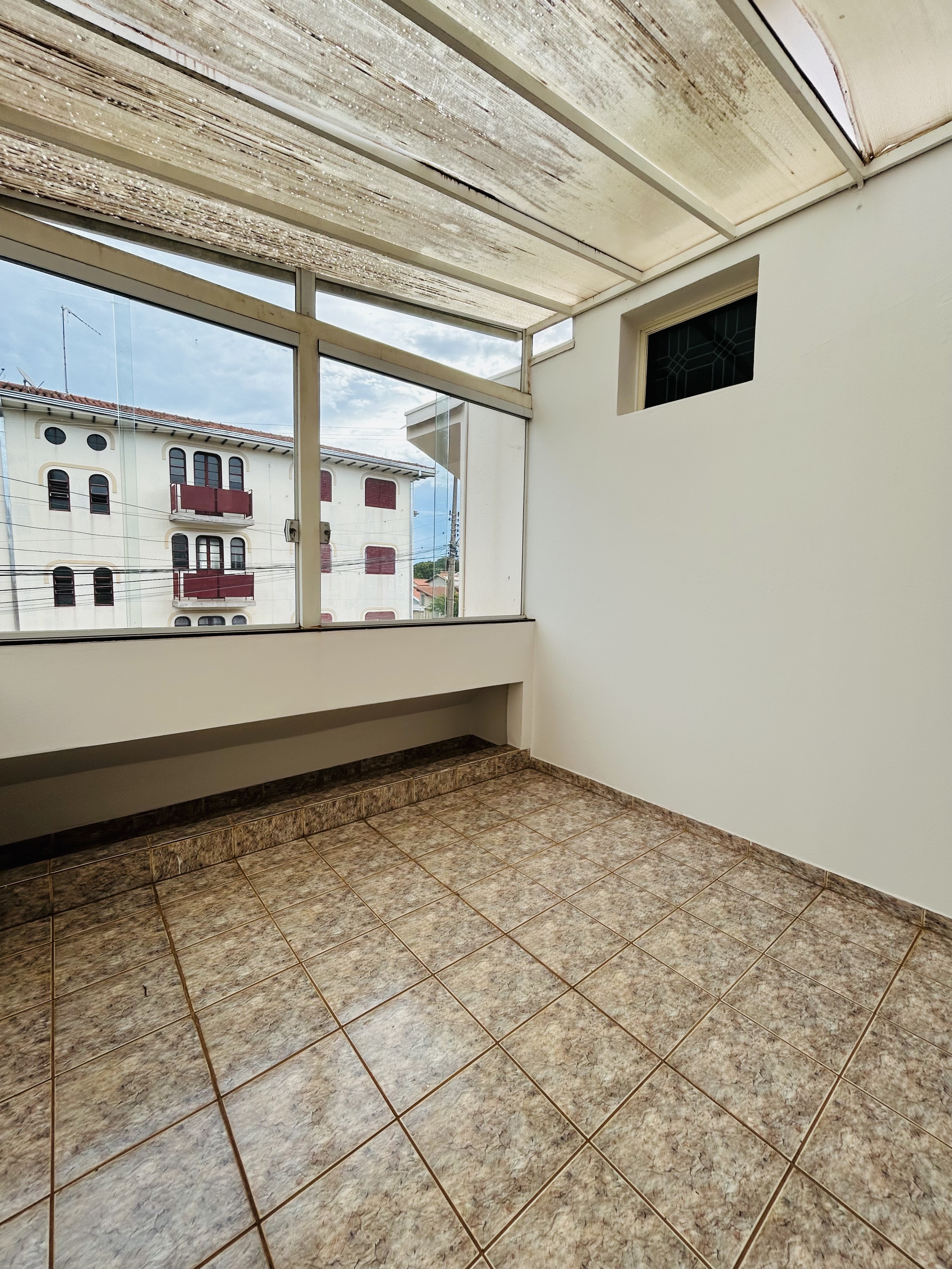 Casa à Venda – Vila Champagnat