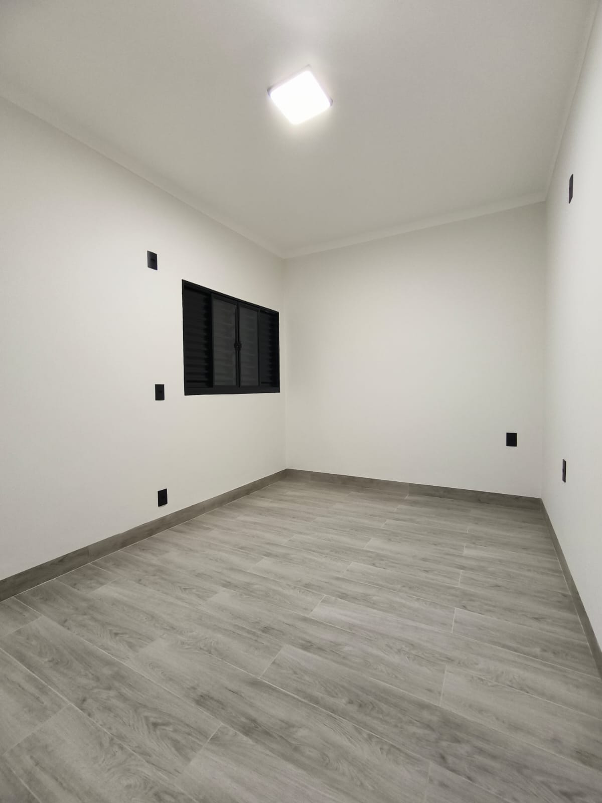 Casa Nova à Venda no Polo Club