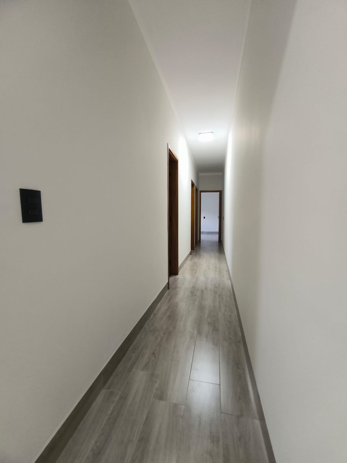 Casa Nova à Venda no Polo Club