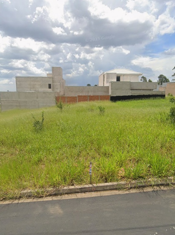 Terreno à Venda no Residencial Tellini