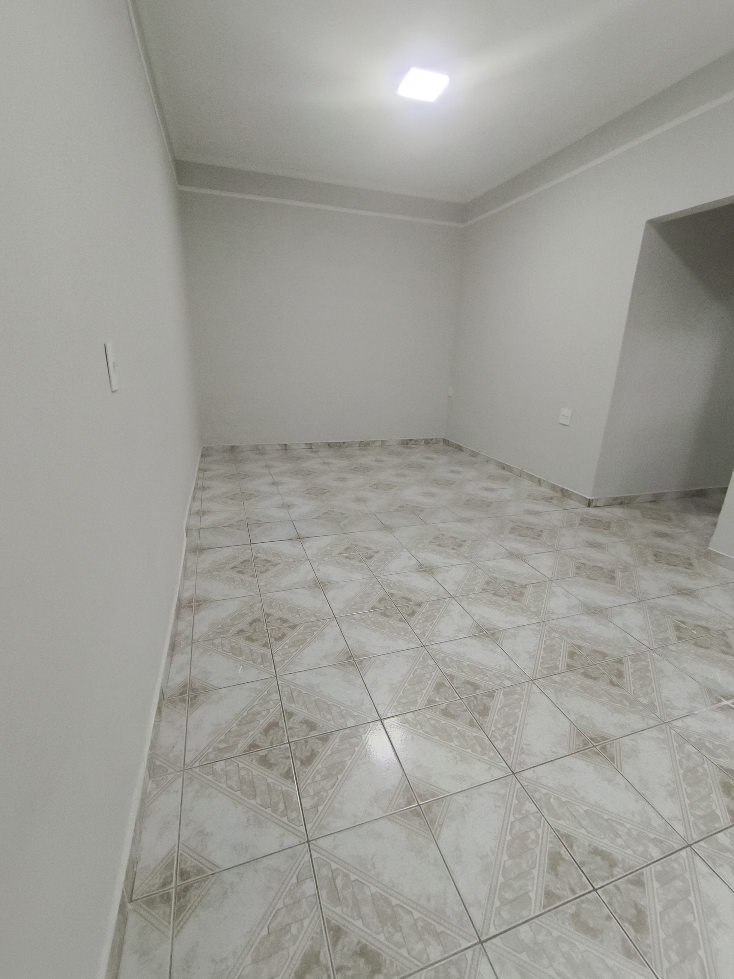 Casa no bairro Jardim Tropical à Venda