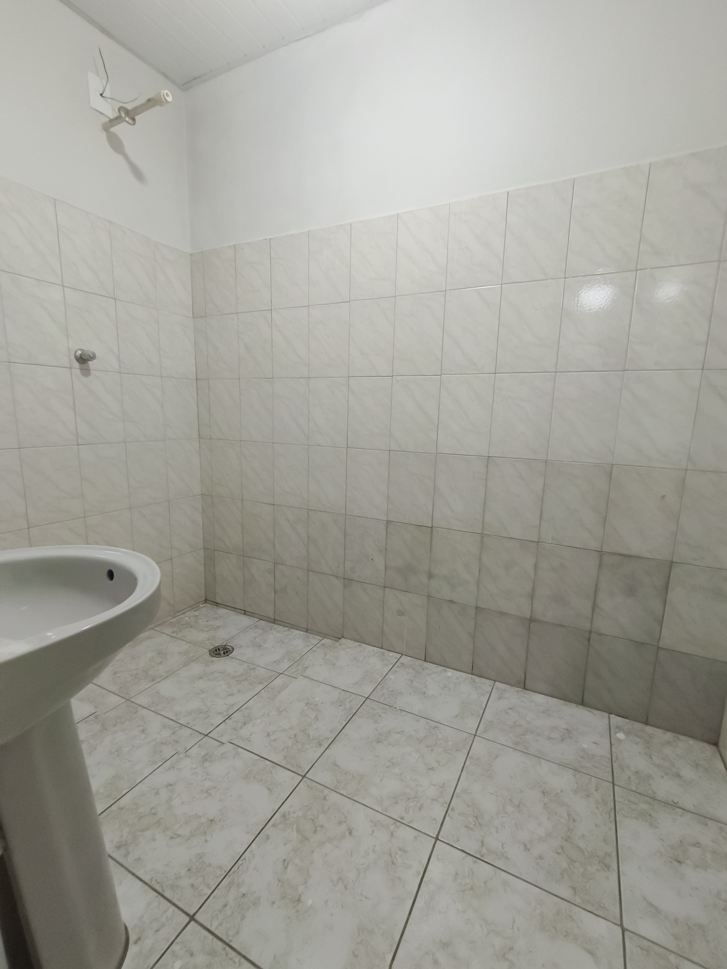 Casa no bairro Jardim Tropical à Venda