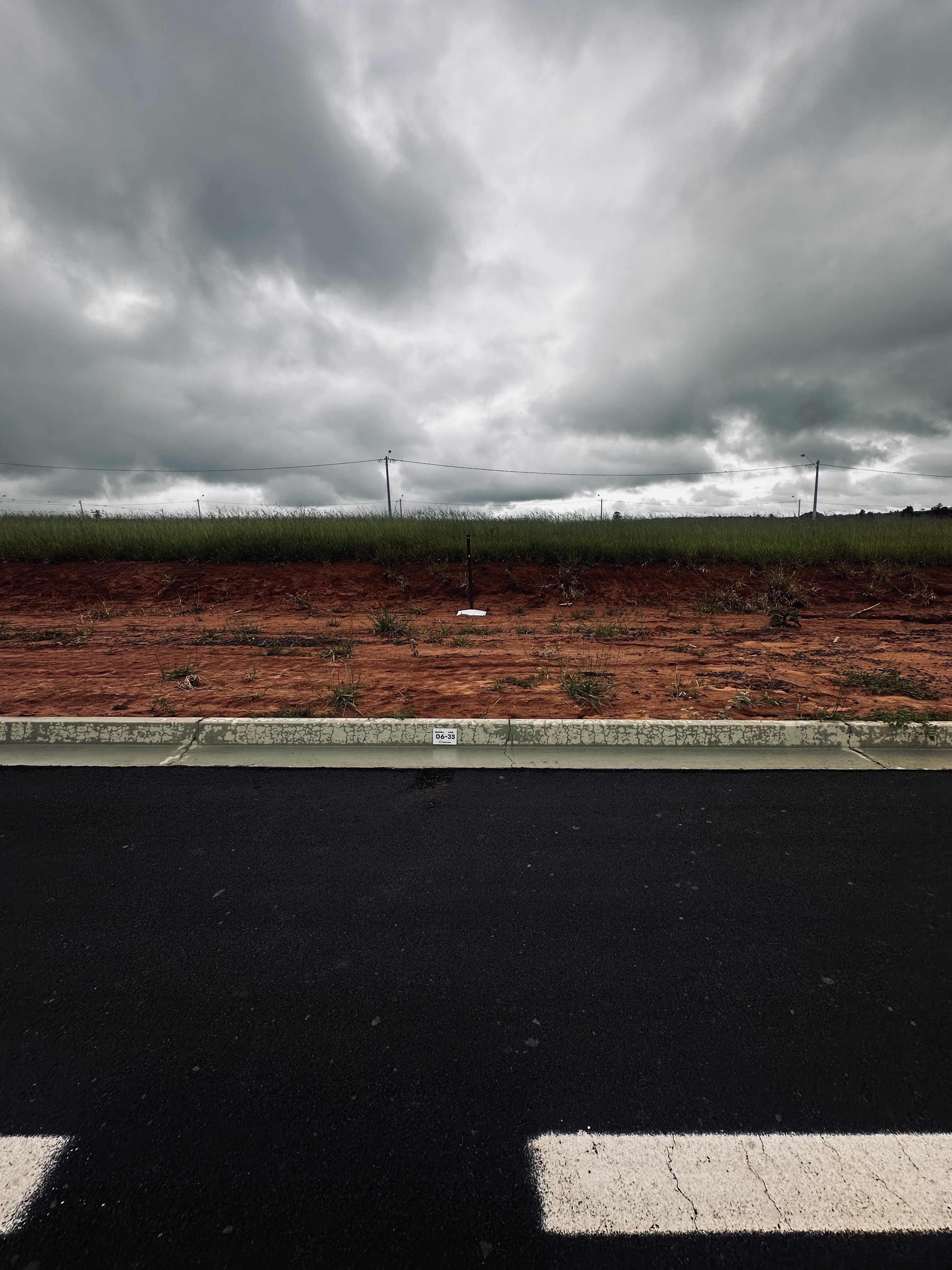 Terreno no bairro Jardim Maria Luiza à Venda