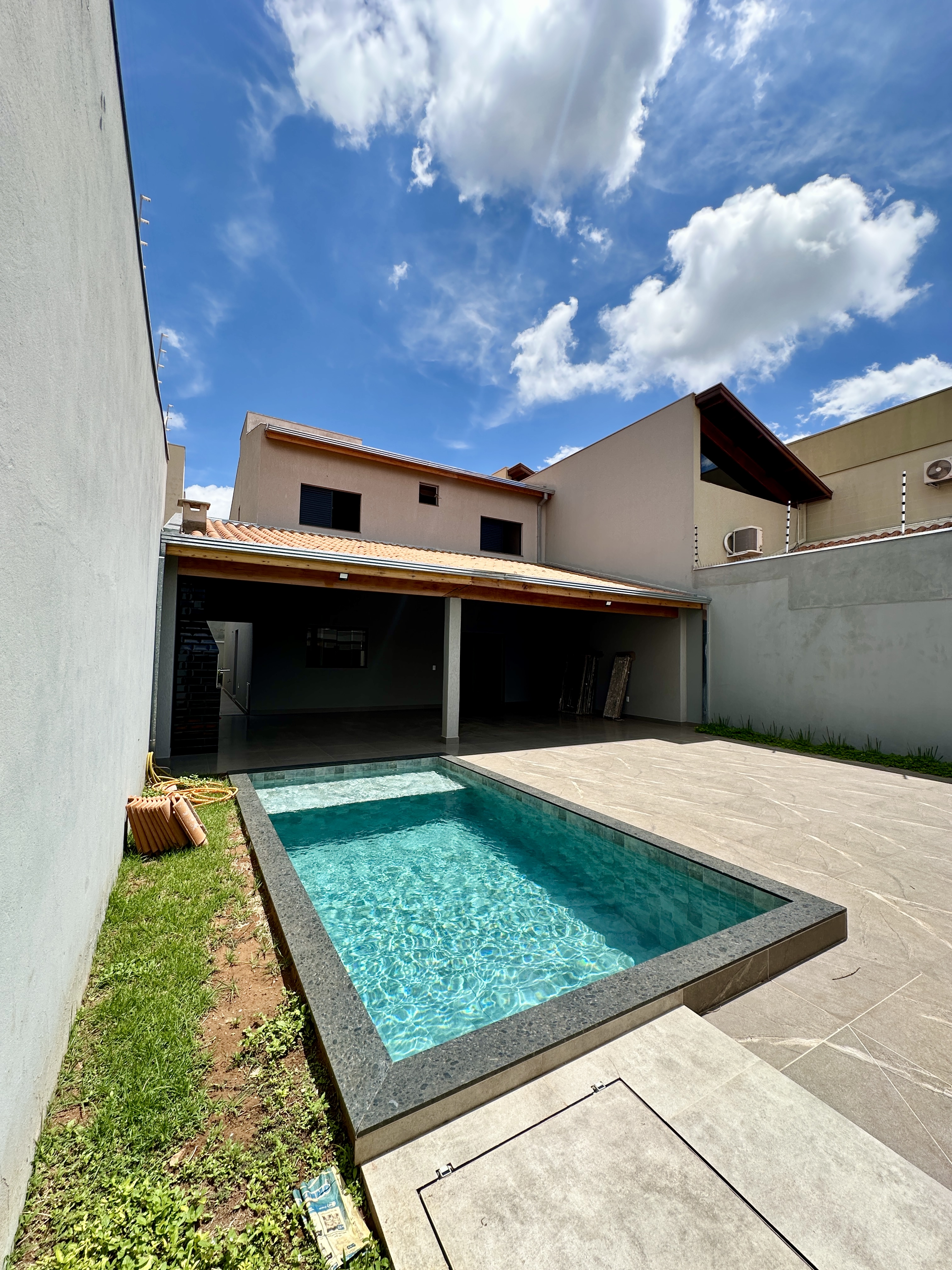 Casa no bairro Parque Franville à Venda