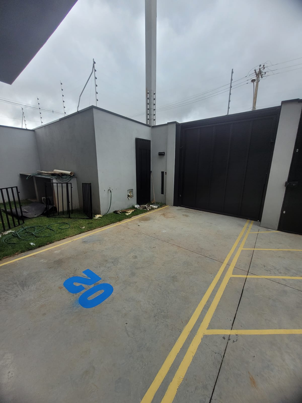 Apartamento no bairro Residencial Chico Neca à Venda