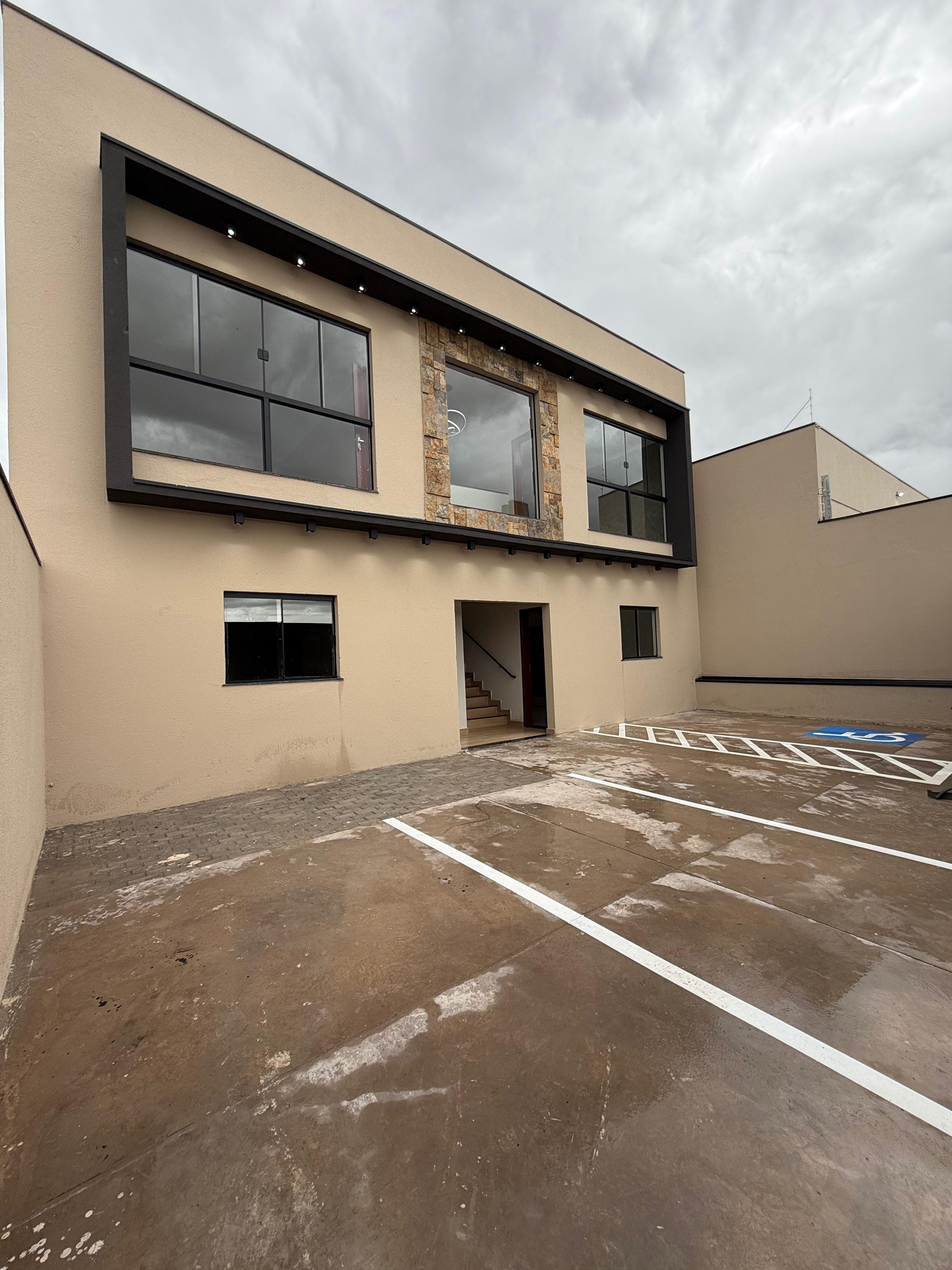 Apartamento no bairro Loteamento Quinta do Oeste à Venda