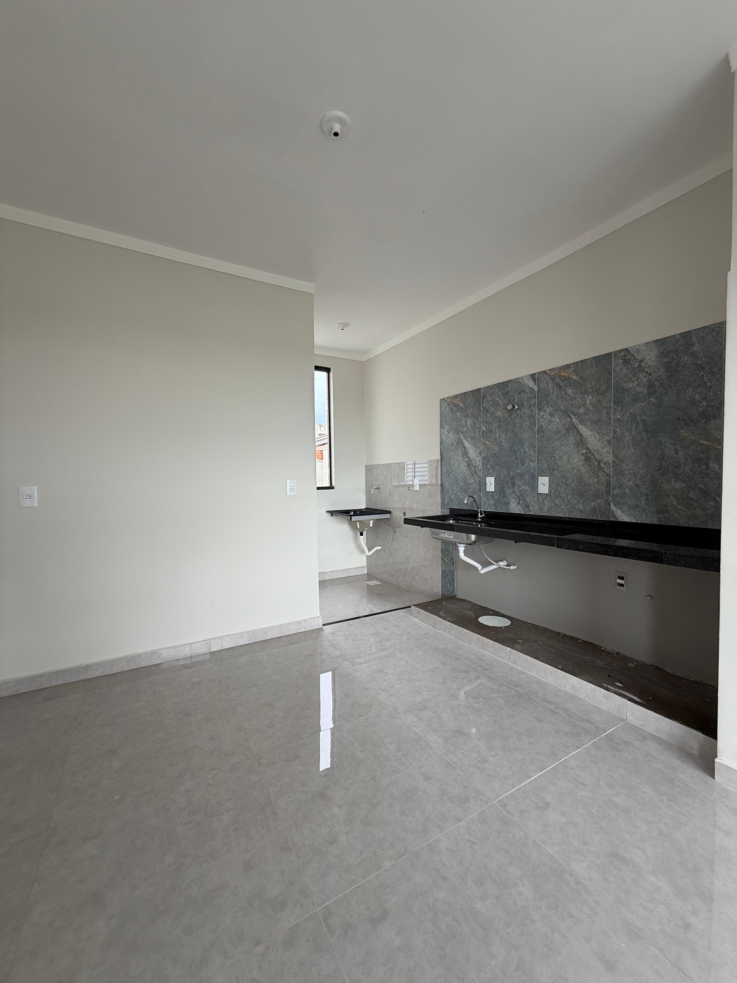 Apartamento no bairro Loteamento Quinta do Oeste à Venda