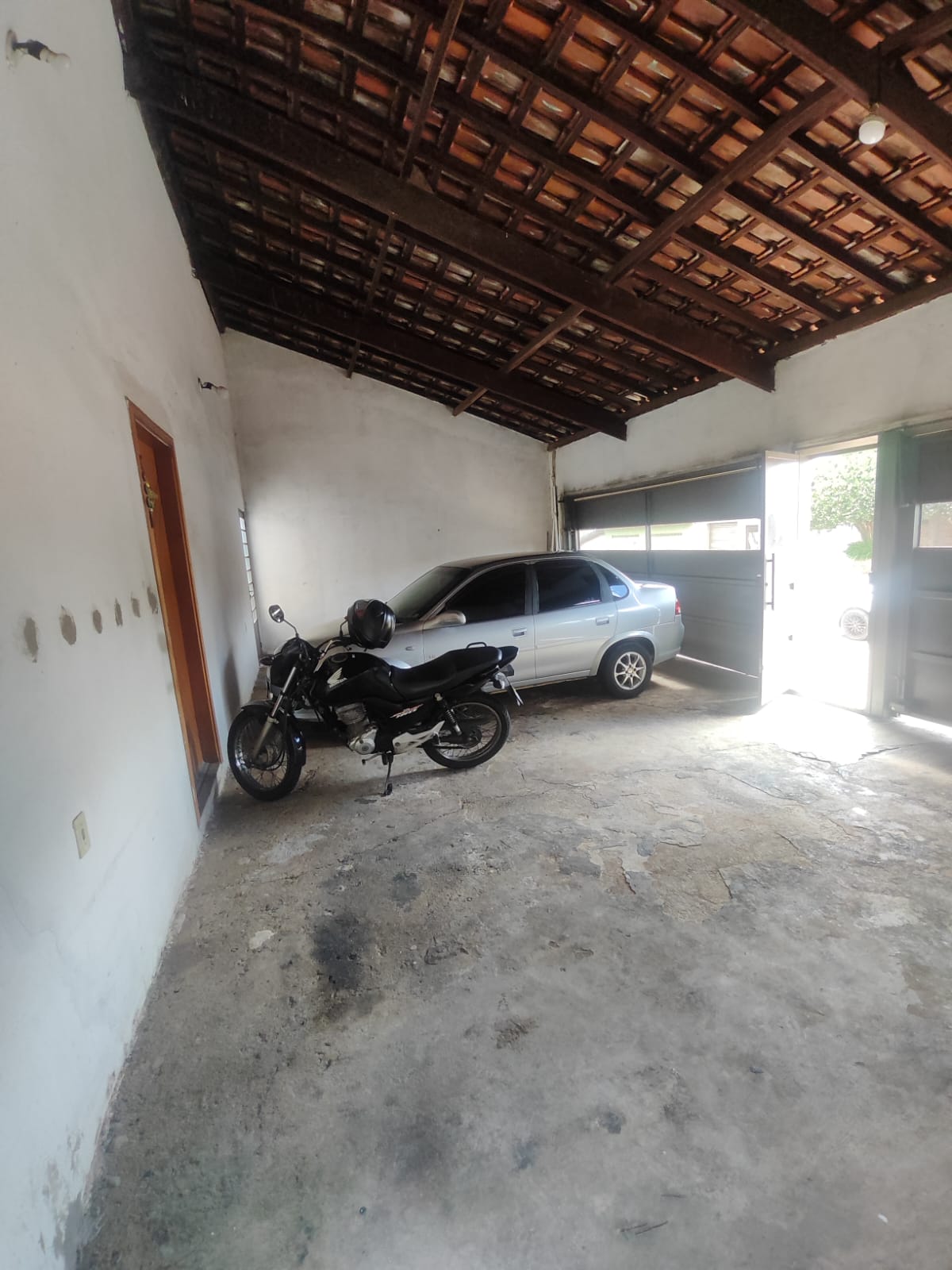 Casa no bairro Jardim Tropical II à Venda