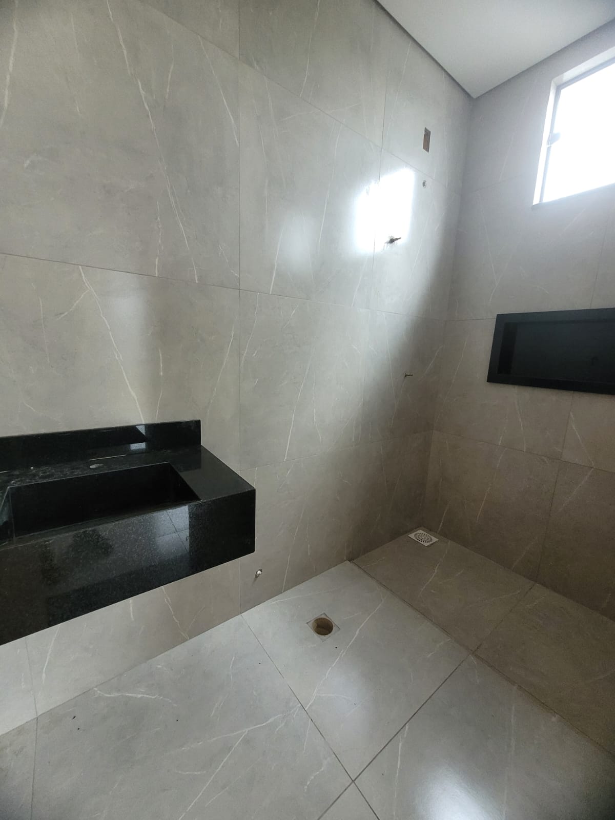 Apartamento no bairro Residencial Chico Neca à Venda