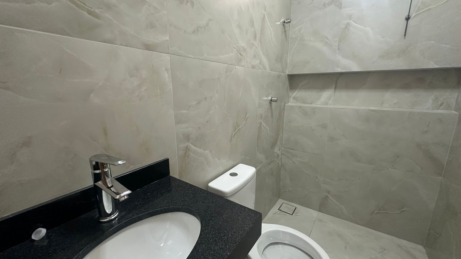 Apartamento no bairro Jardim Natal I à Venda