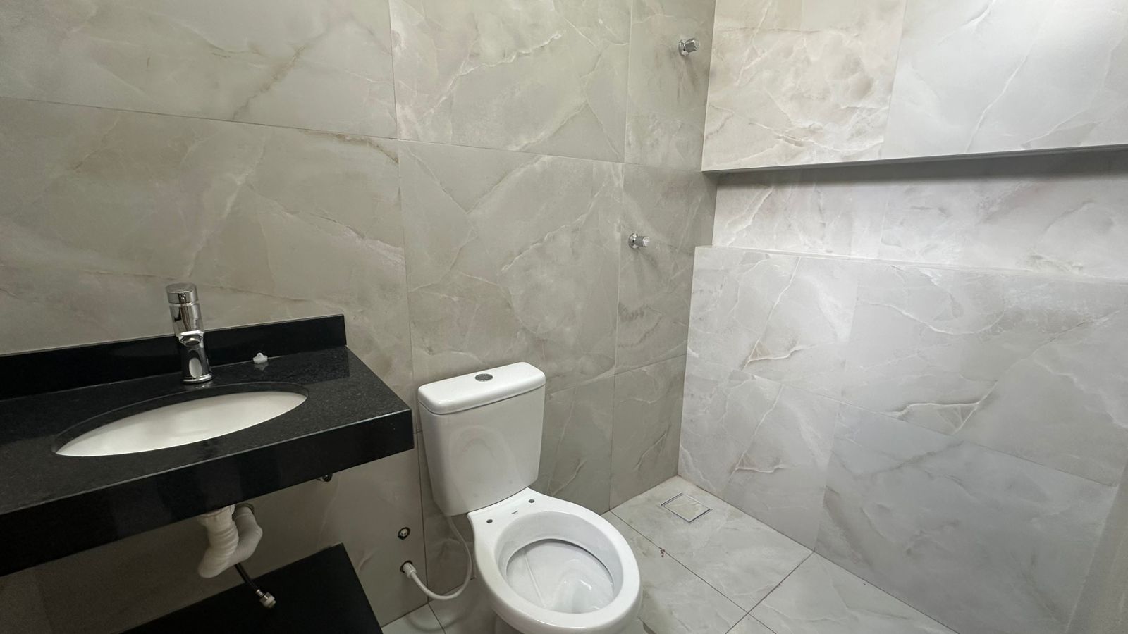 Apartamento no bairro Jardim Natal I à Venda