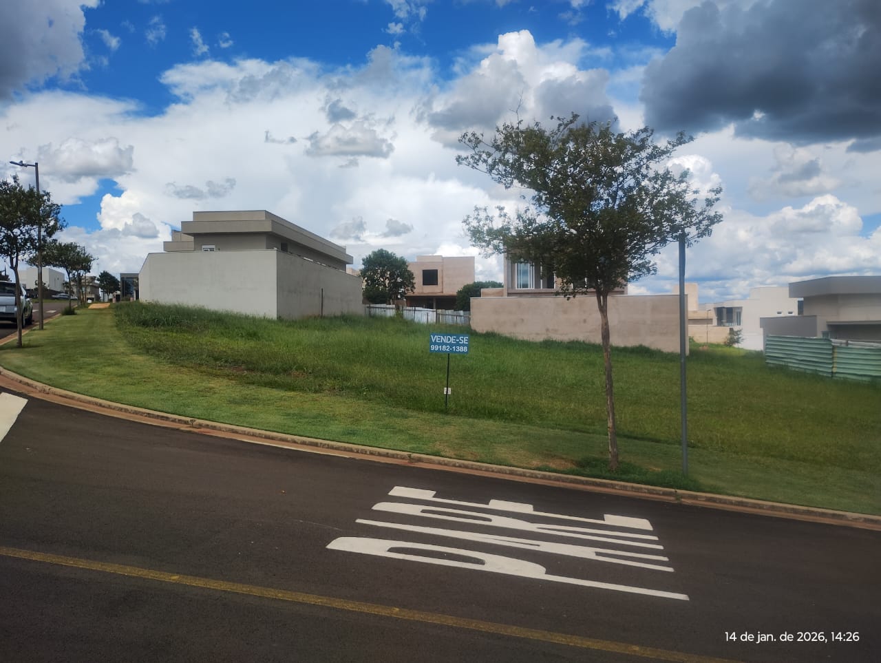 Terreno em Veredas De Franca à Venda