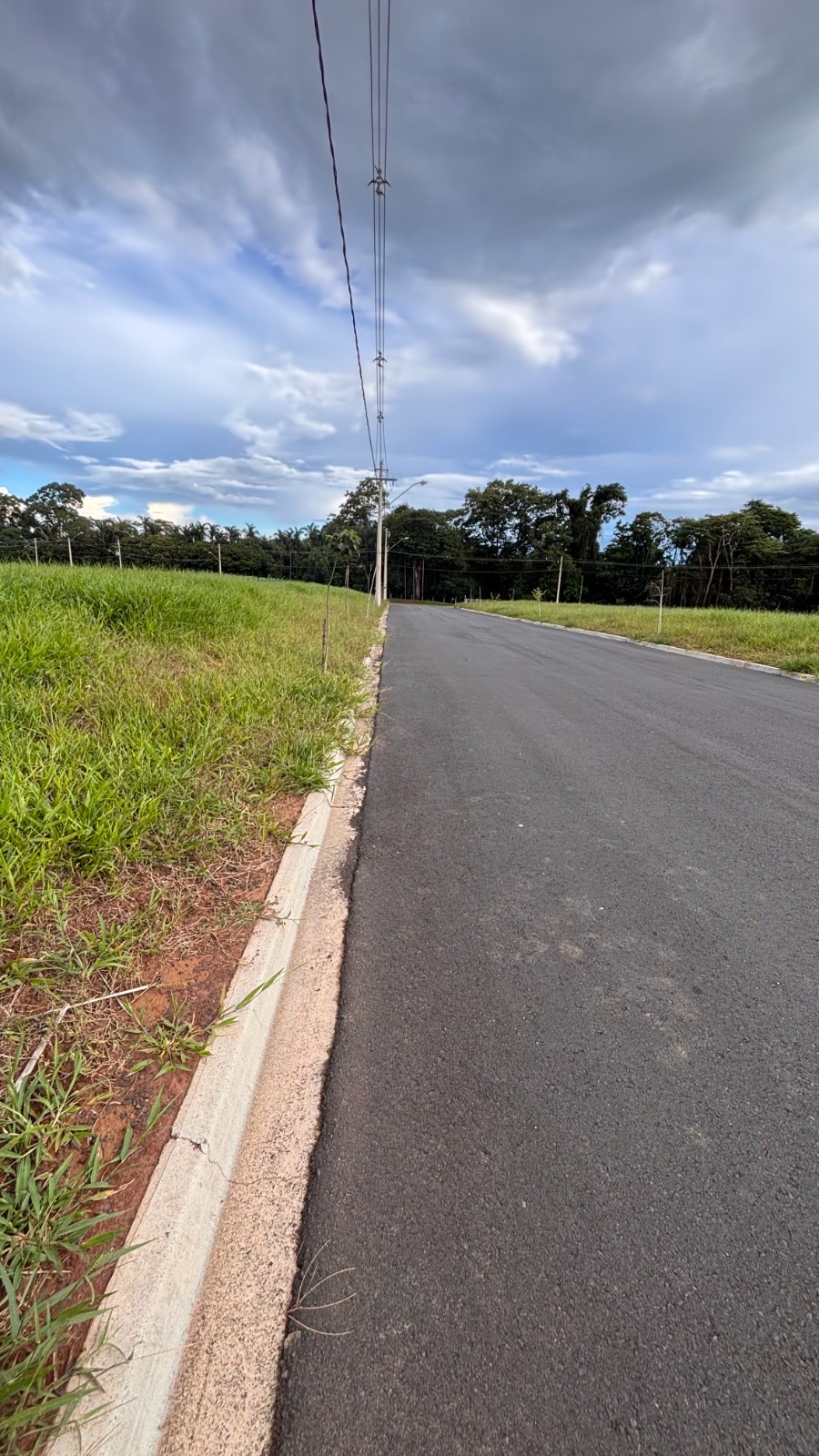 Terreno no bairro Residencial Irineu Zanetti à Venda