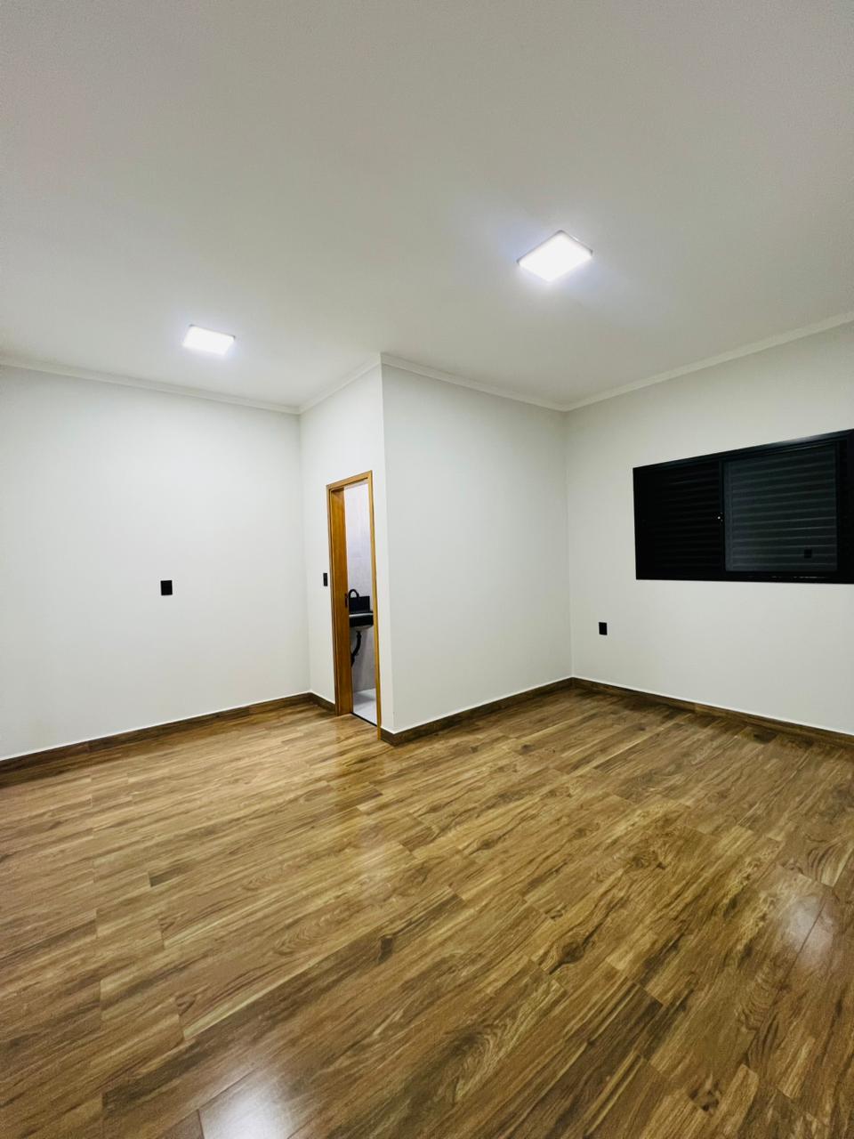 Casa no bairro Jardim Adelinha à Venda