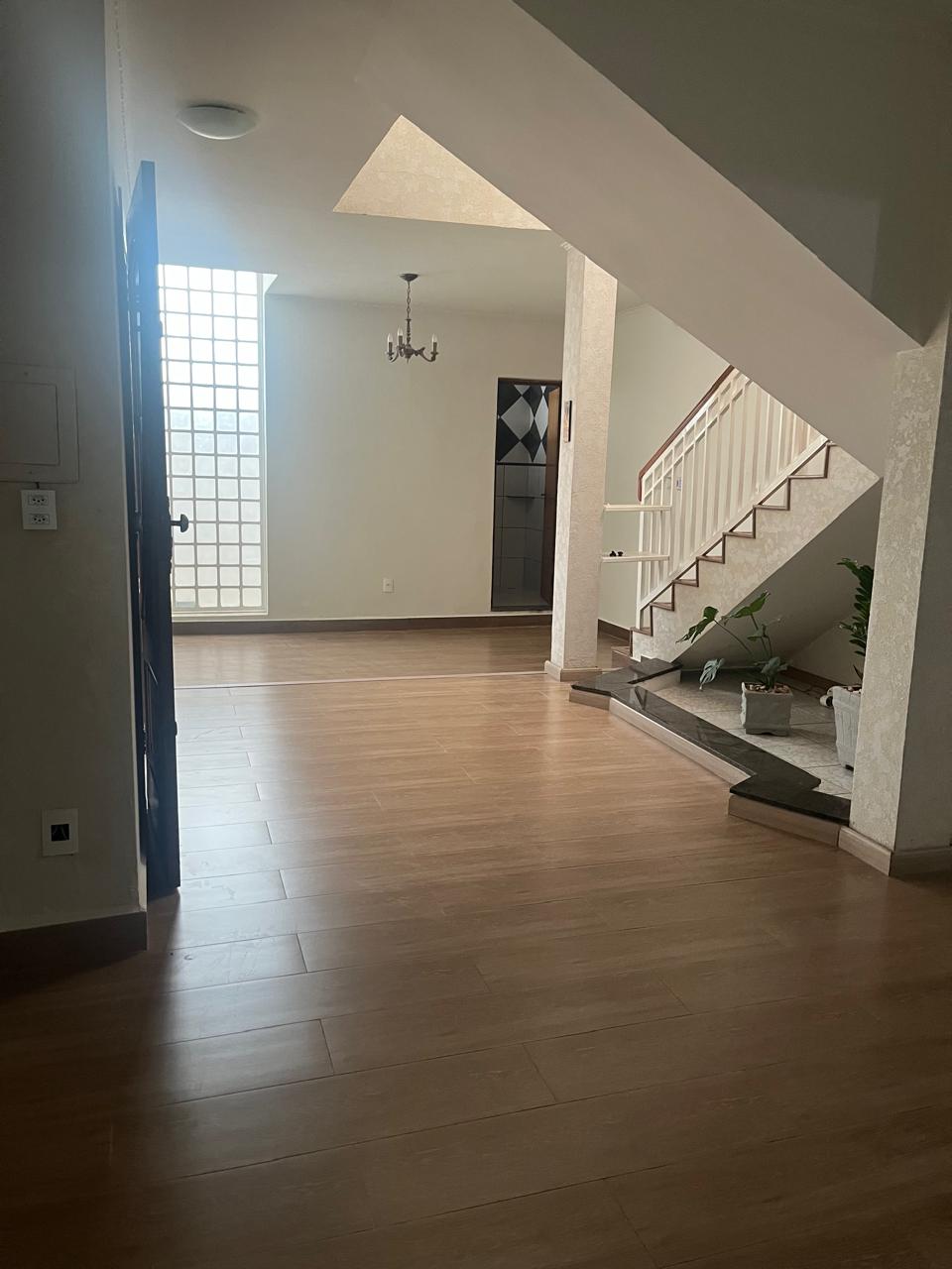 Casa no bairro Jardim Riviera à Venda