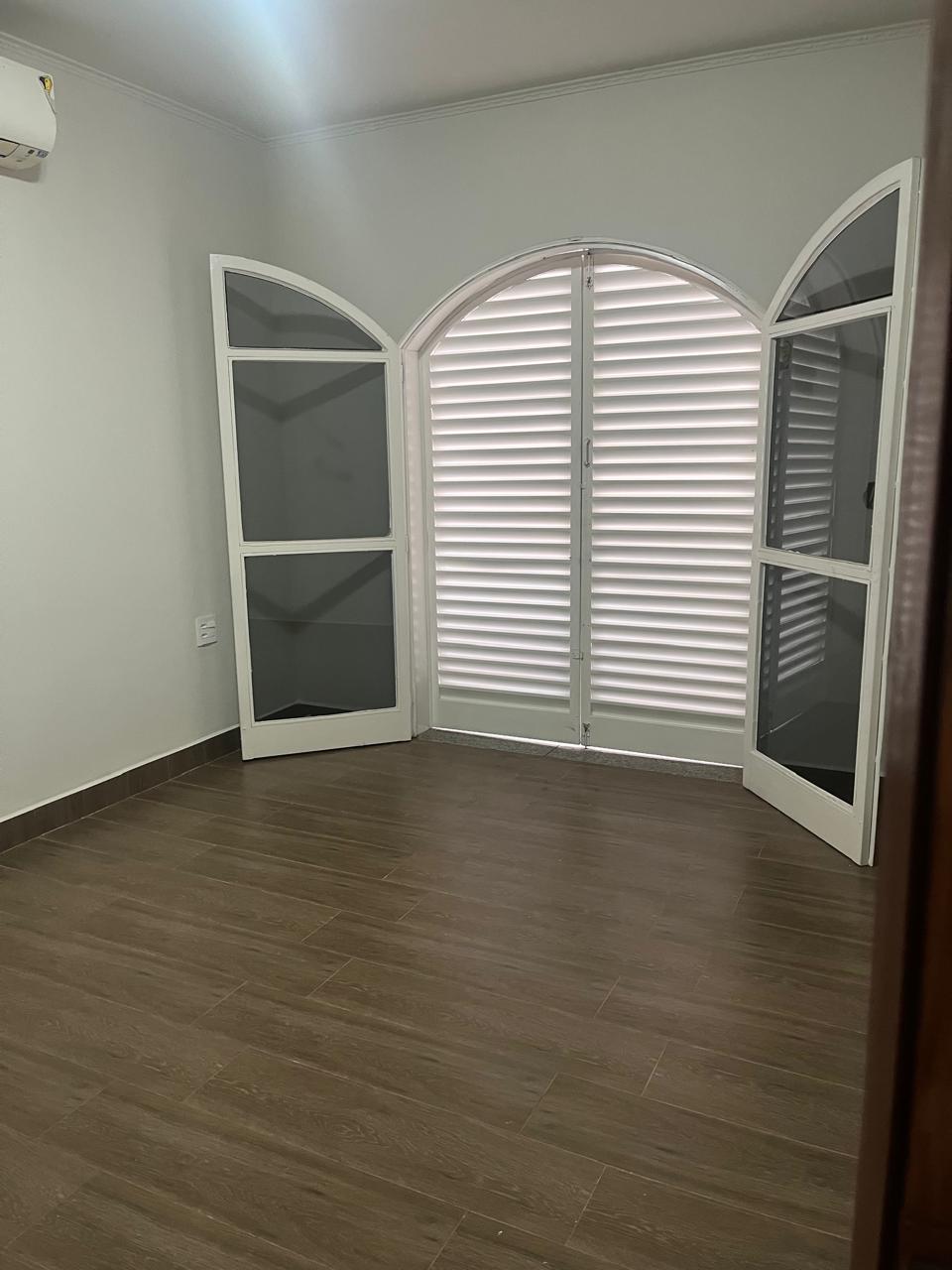 Casa no bairro Jardim Riviera à Venda