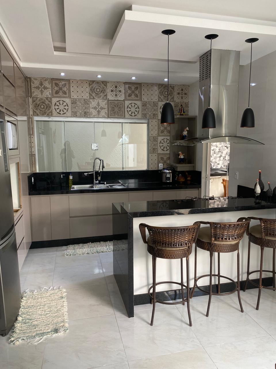 Casa no bairro Parque dos Cristais à Venda