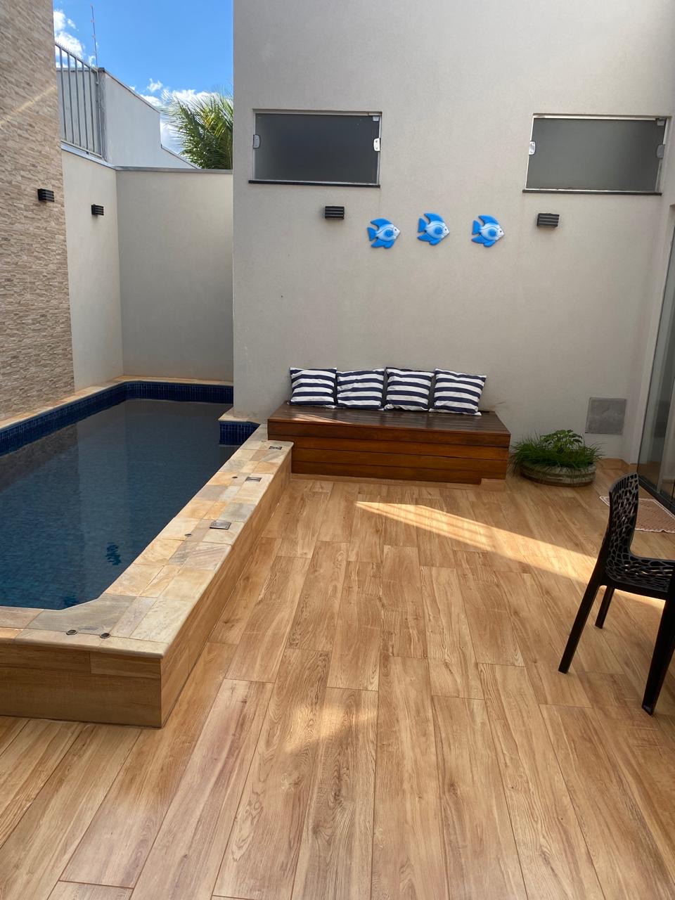 Casa no bairro Parque dos Cristais à Venda