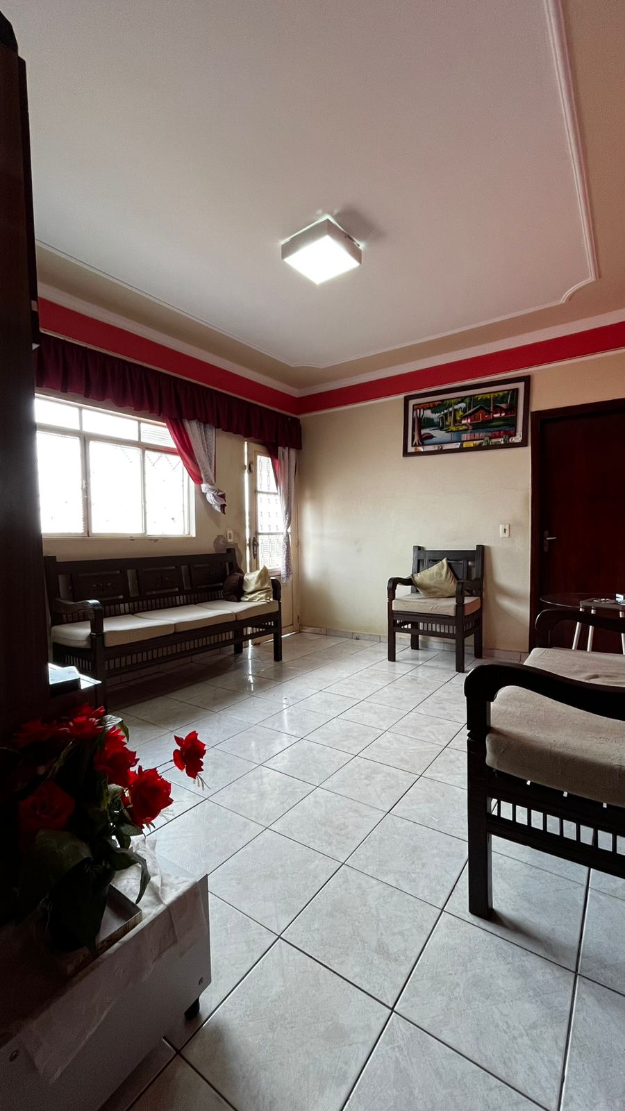 Casa no bairro Jardim Tropical à Venda