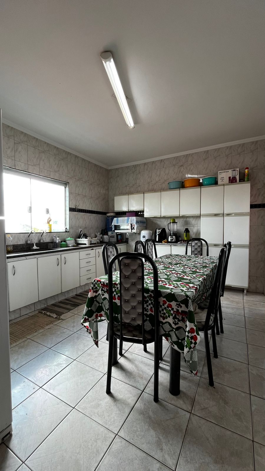 Casa no bairro Jardim Tropical à Venda