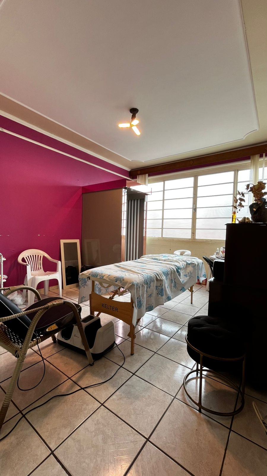 Casa no bairro Jardim Tropical à Venda