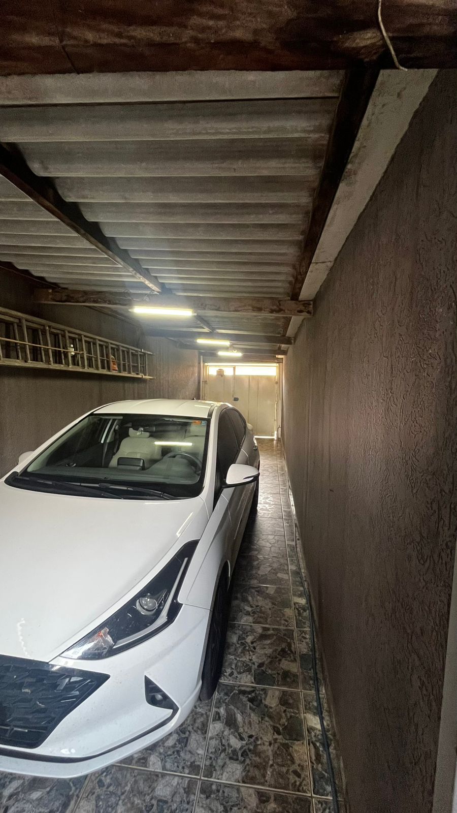 Casa no bairro Jardim Tropical à Venda