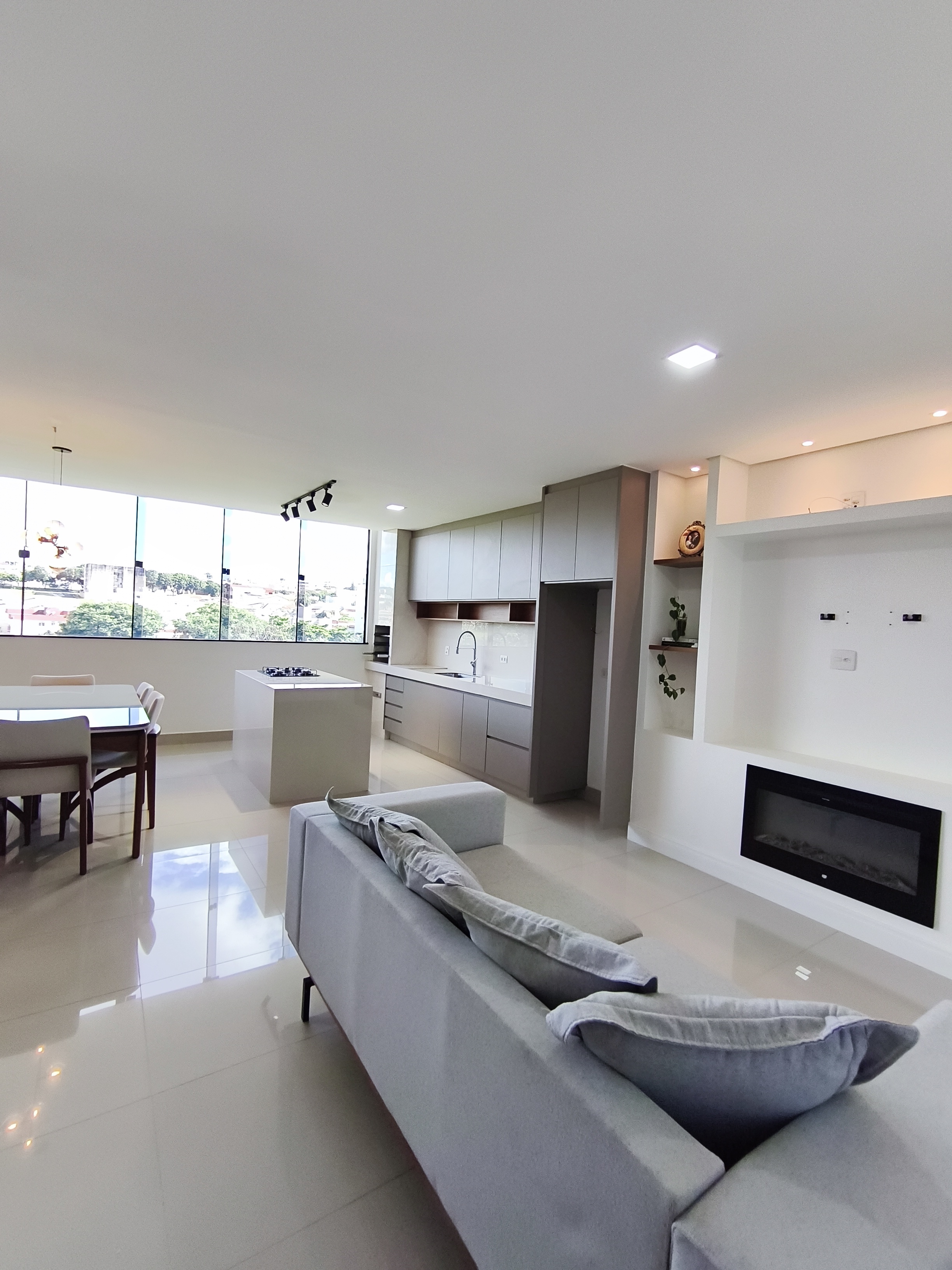 Apartamento no bairro Jardim Santana à Venda