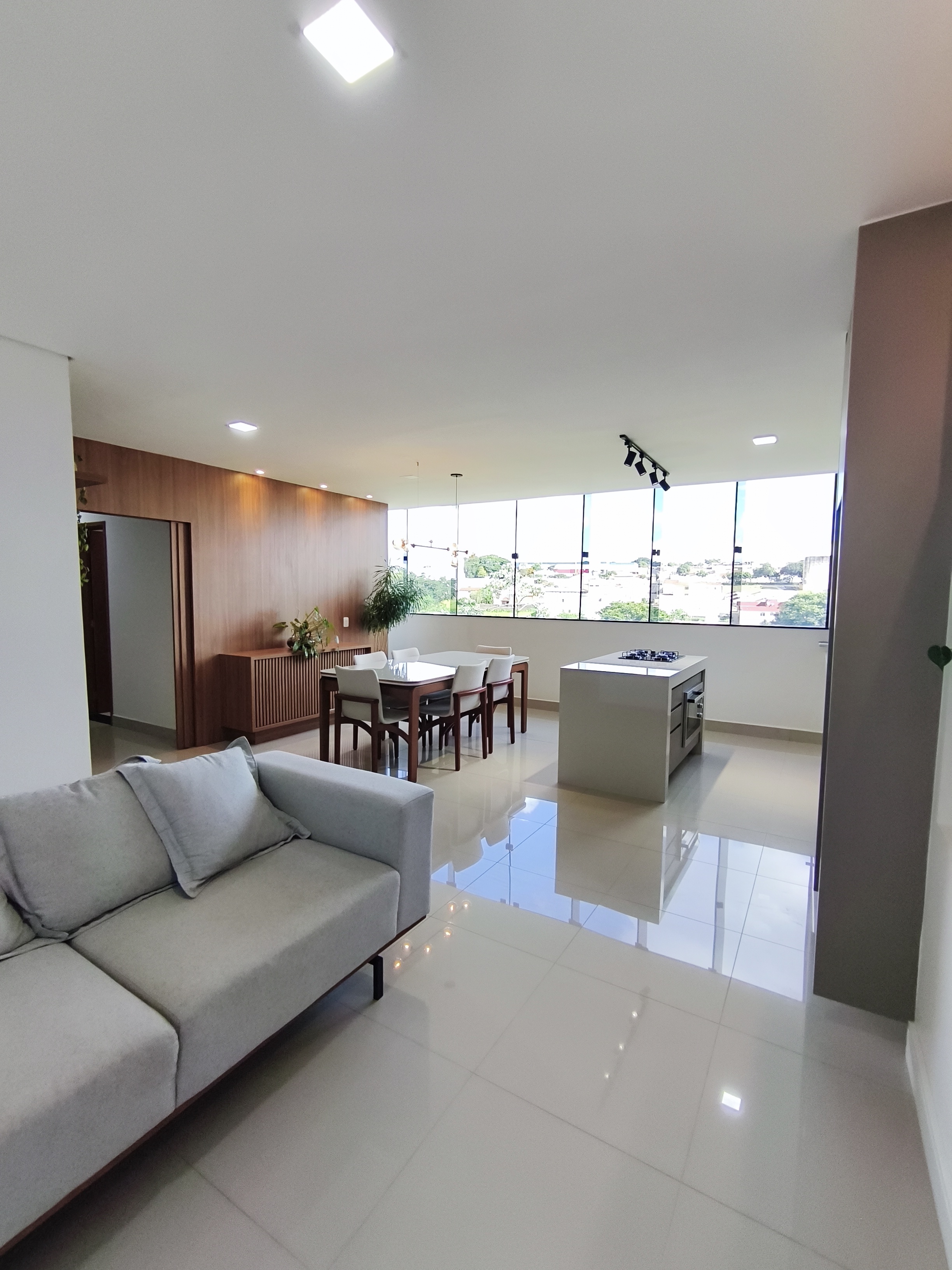 Apartamento no bairro Jardim Santana à Venda