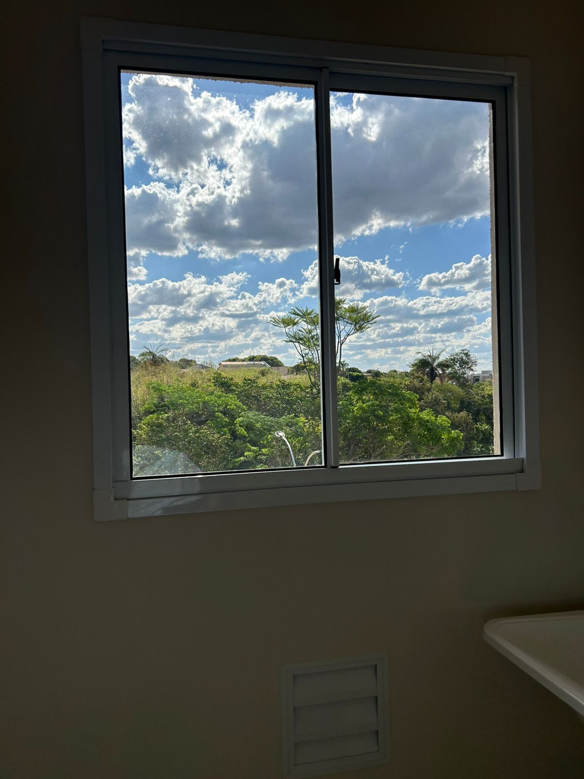 Apartamento no bairro Recanto Elimar II à Venda