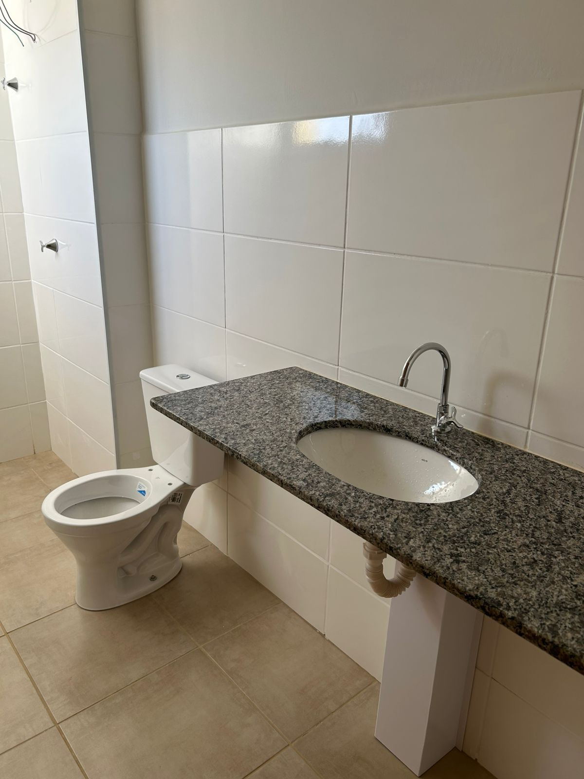 Apartamento no bairro Recanto Elimar II à Venda