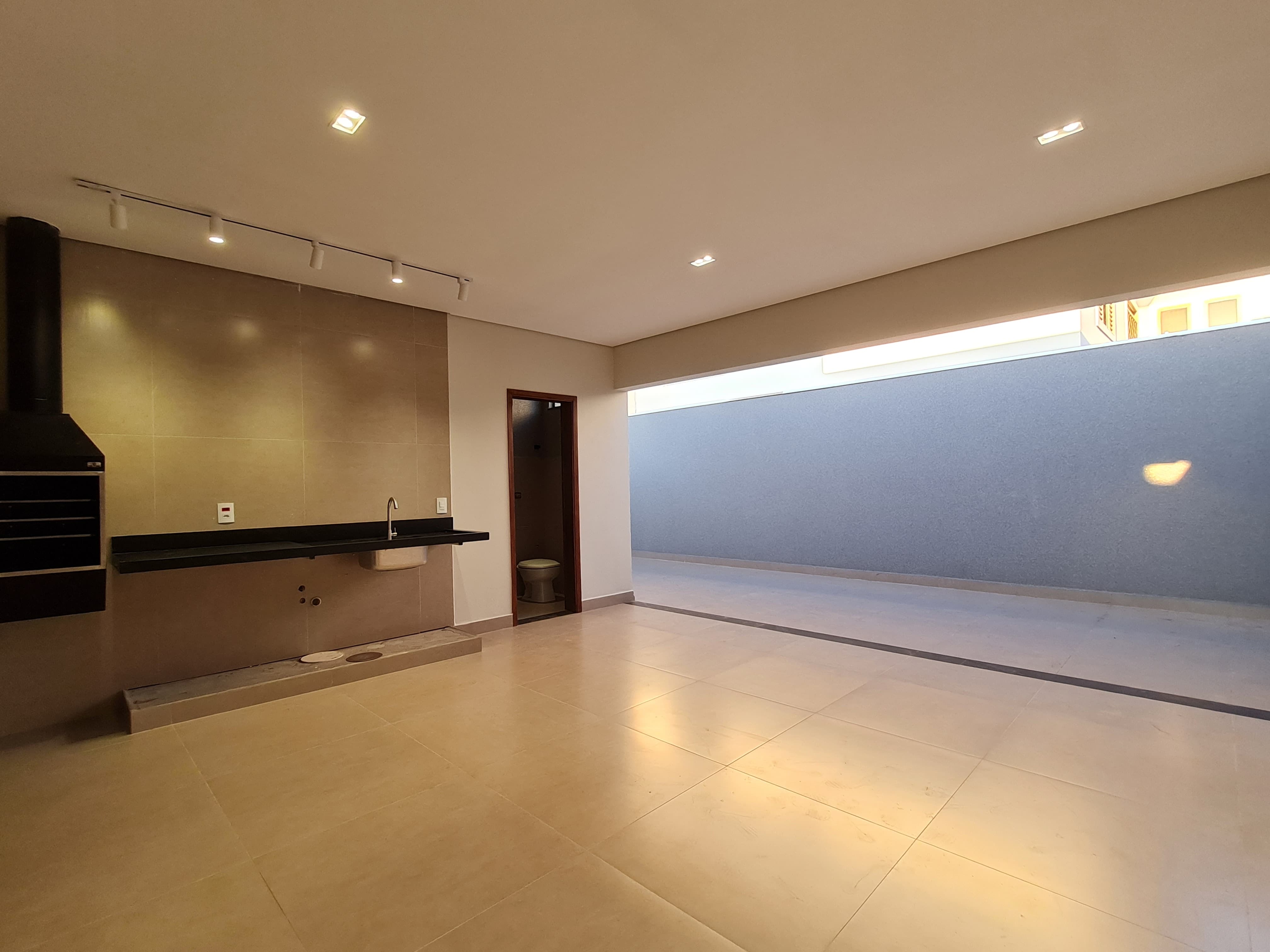 Casa no bairro Prolongamento Jardim Lima à Venda