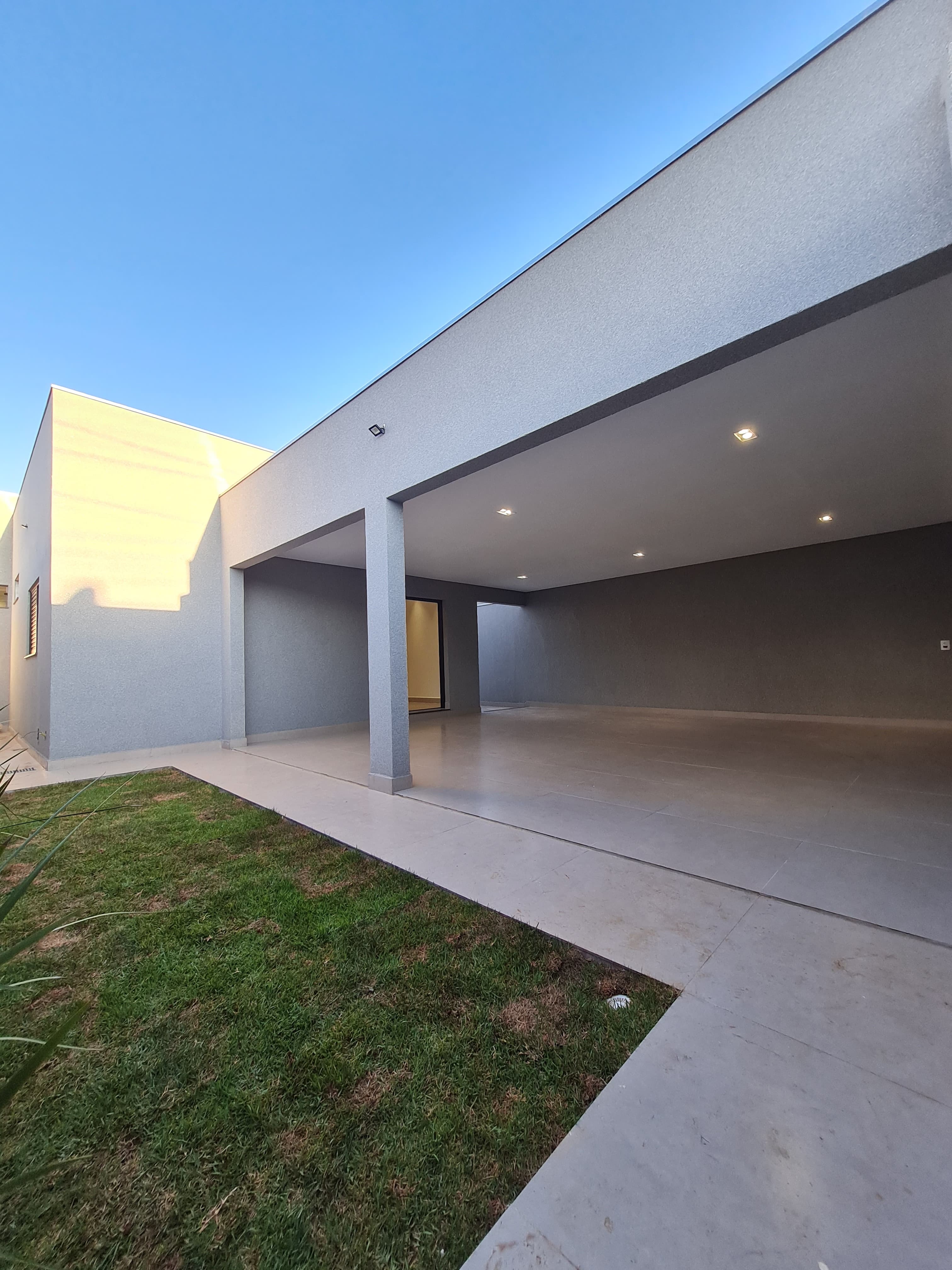 Casa no bairro Prolongamento Jardim Lima à Venda