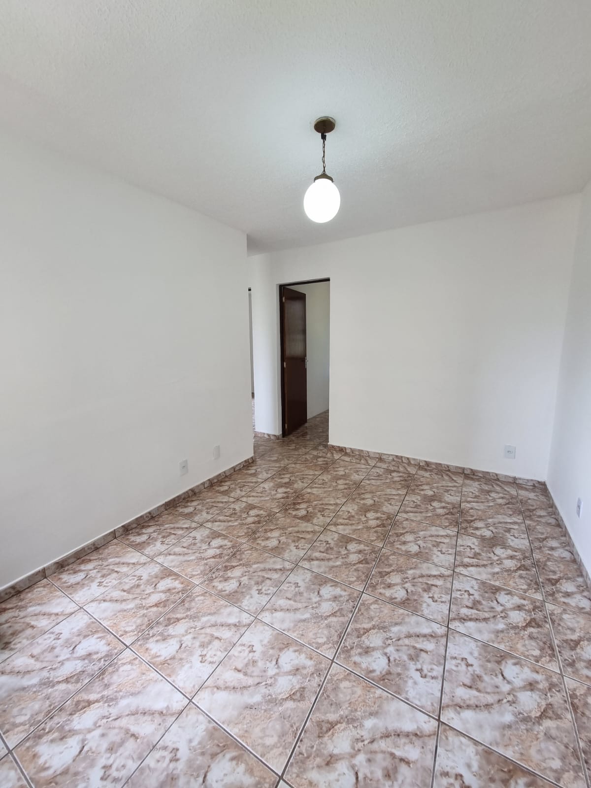 Apartamento no bairro Jardim Paraty à Venda