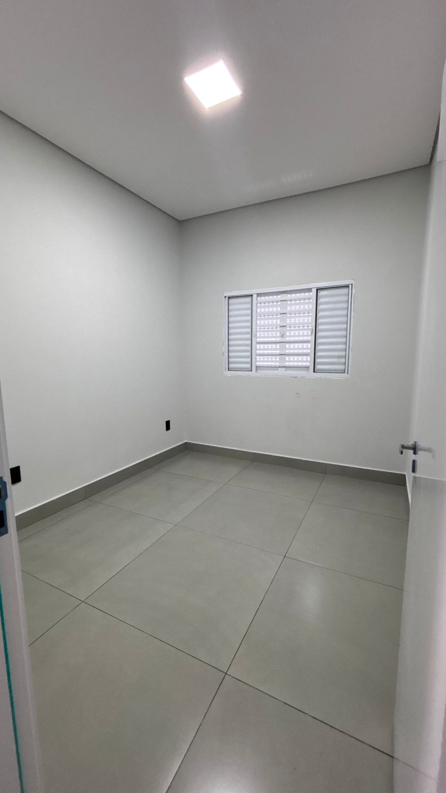 Casa no bairro Parque das Esmeraldas à Venda