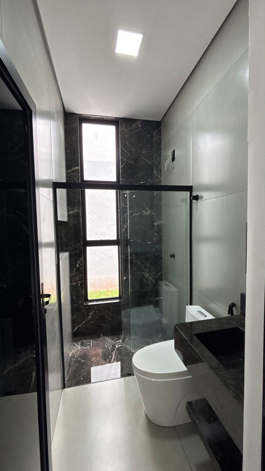 Casa no bairro Parque das Esmeraldas à Venda