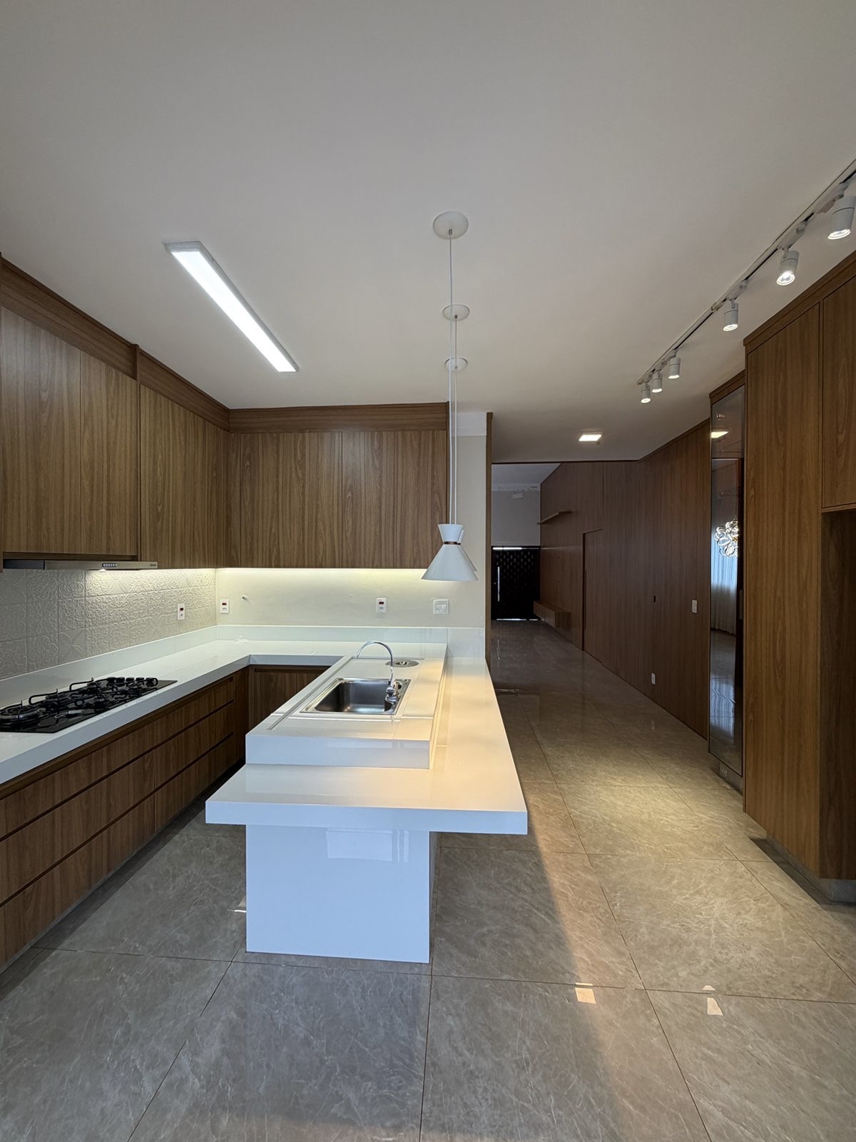 Casa no bairro Villa Piemonte I à Venda