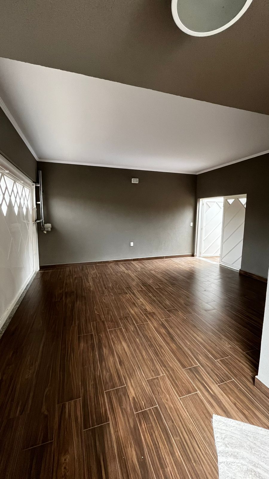 Casa no bairro Prolongamento Jardim Ângela Rosa à Venda