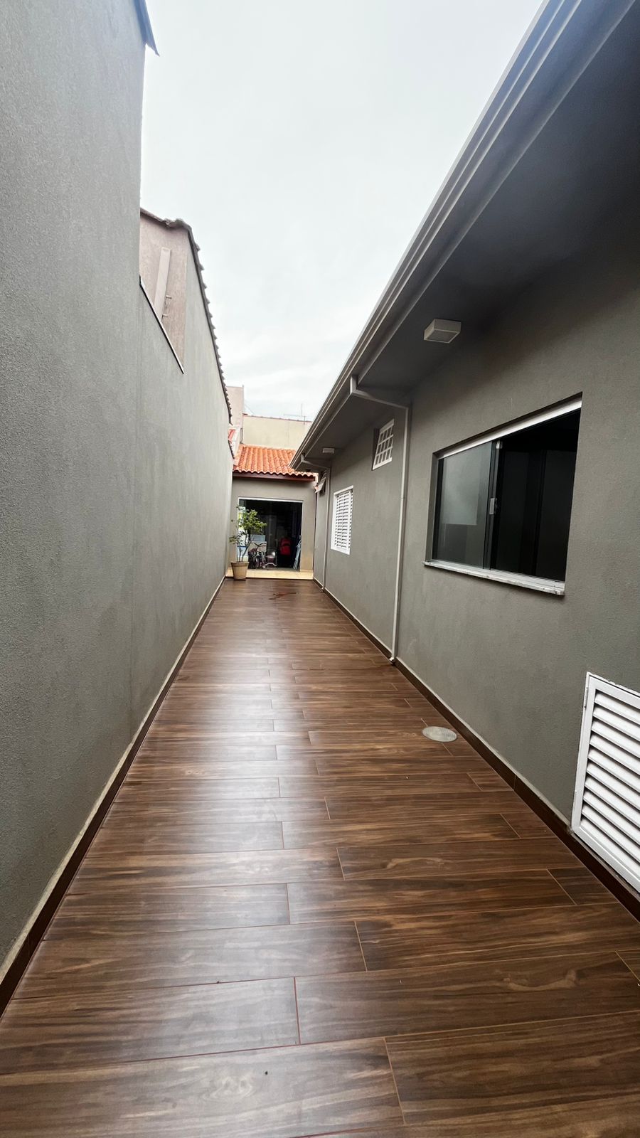Casa no bairro Prolongamento Jardim Ângela Rosa à Venda