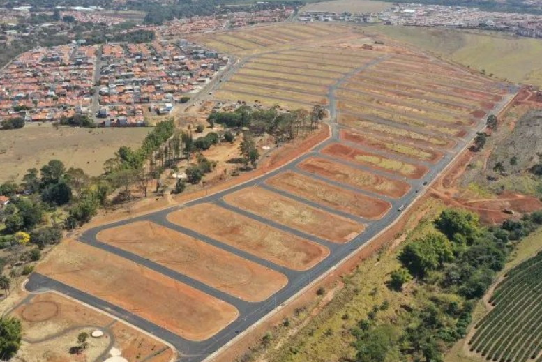 Terreno no bairro Prolongamento Parque das Esmeraldas à Venda