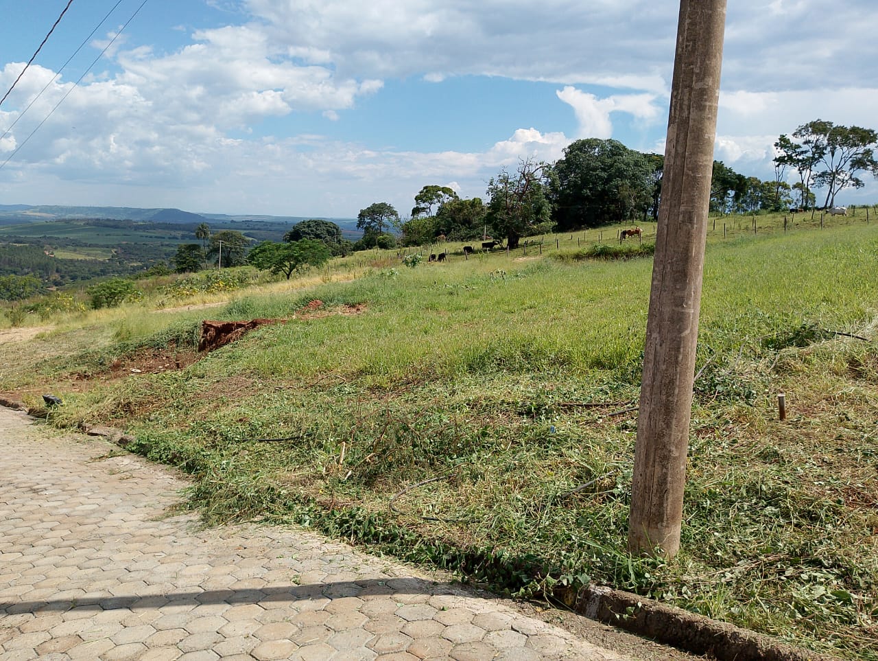 Terreno no bairro Prolongamento Jardim Aeroporto I à Venda