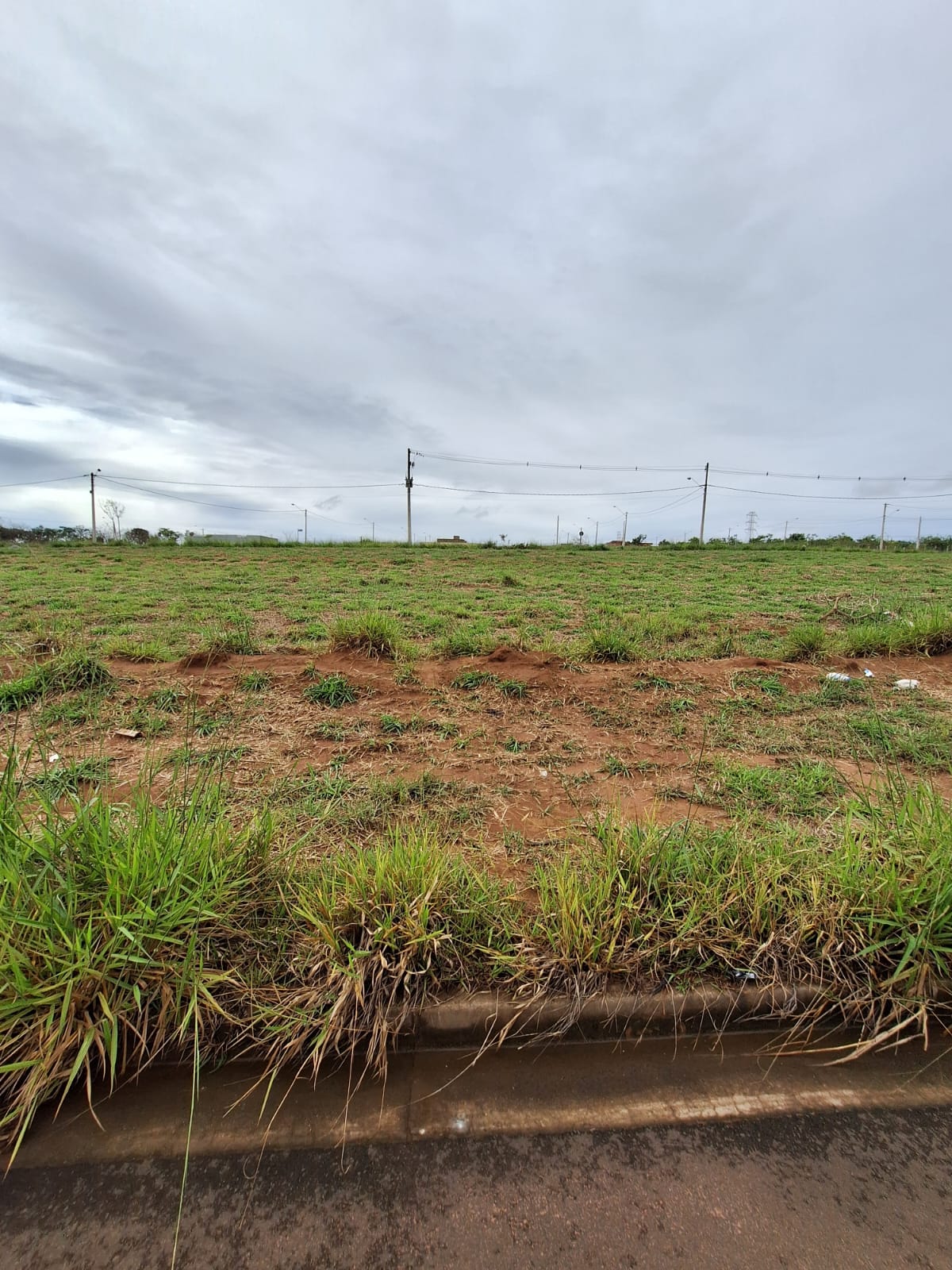 Terreno no bairro Residencial Quinta da Aurora à Venda
