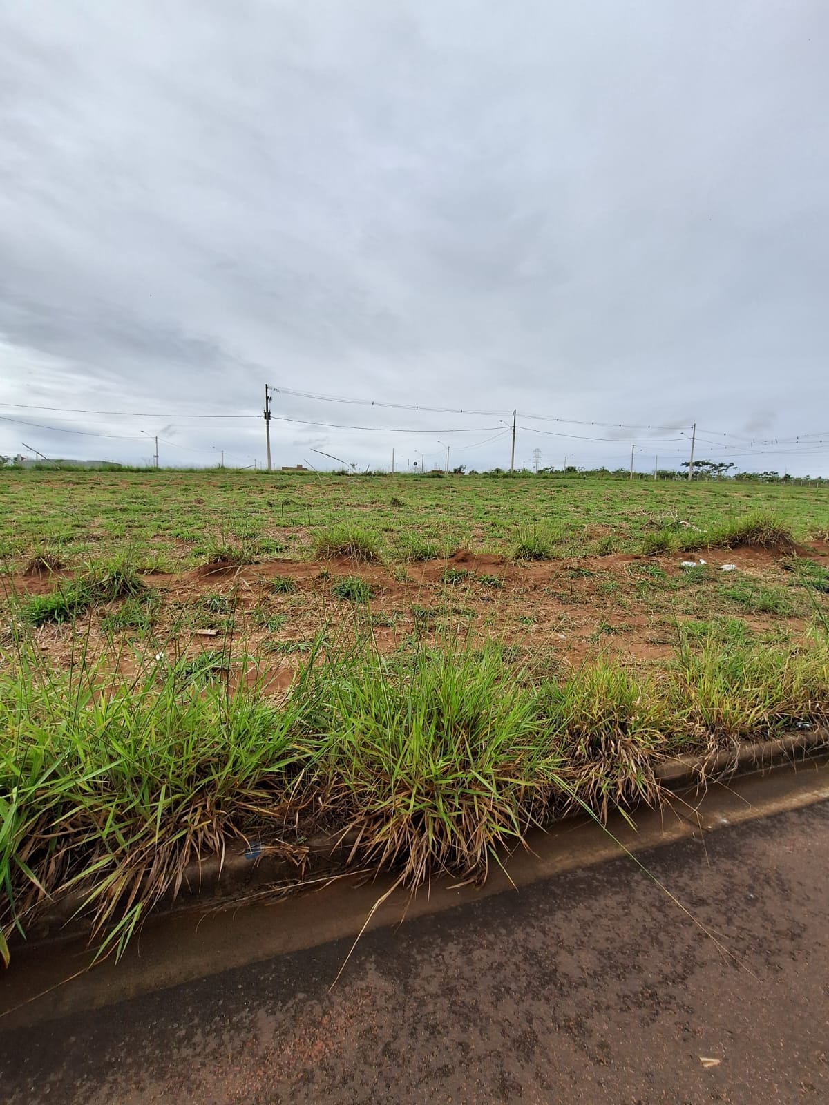 Terreno no bairro Residencial Quinta da Aurora à Venda
