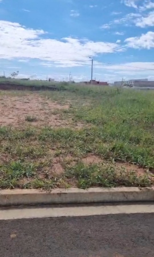 Terreno no bairro Residencial Quinta da Aurora à Venda