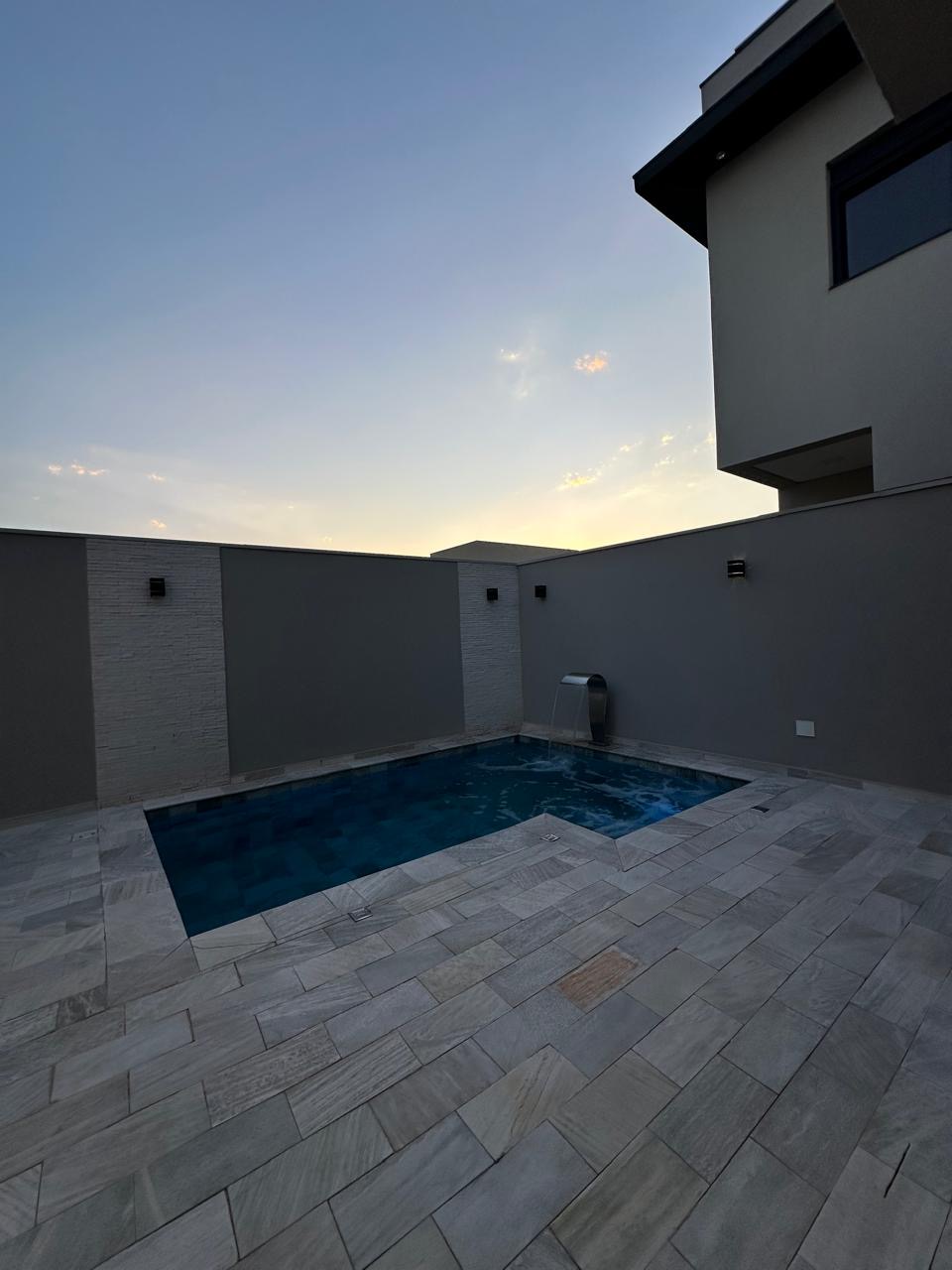 Casa em Reserva Santa Georgina (Villagio) à Venda