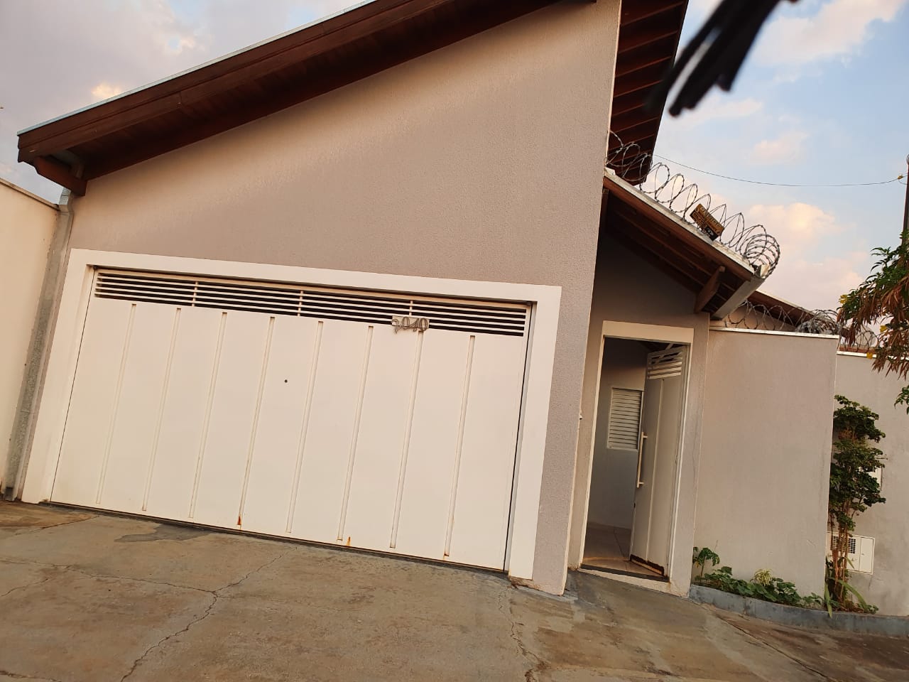 Casa no bairro Residencial Meireles à Venda