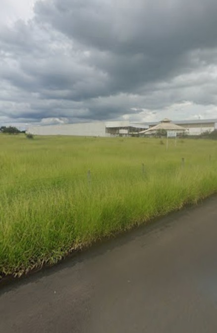 Terreno no bairro Parque das Árvores à Venda