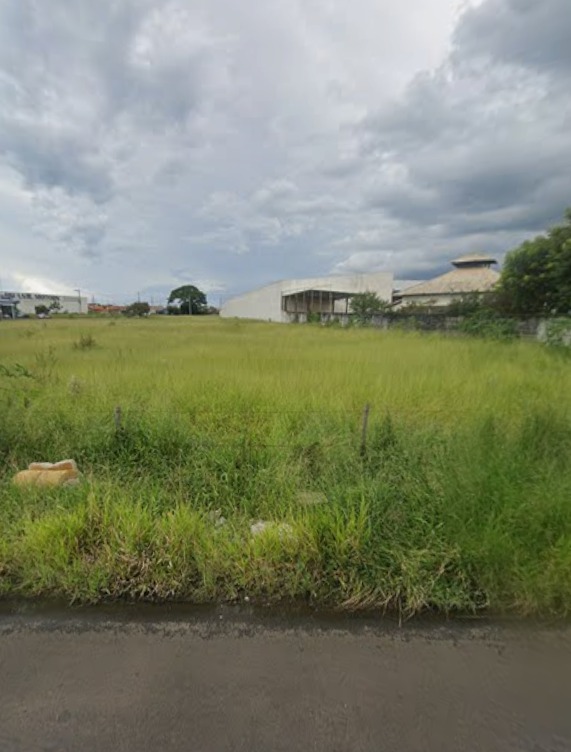 Terreno no bairro Parque das Árvores à Venda