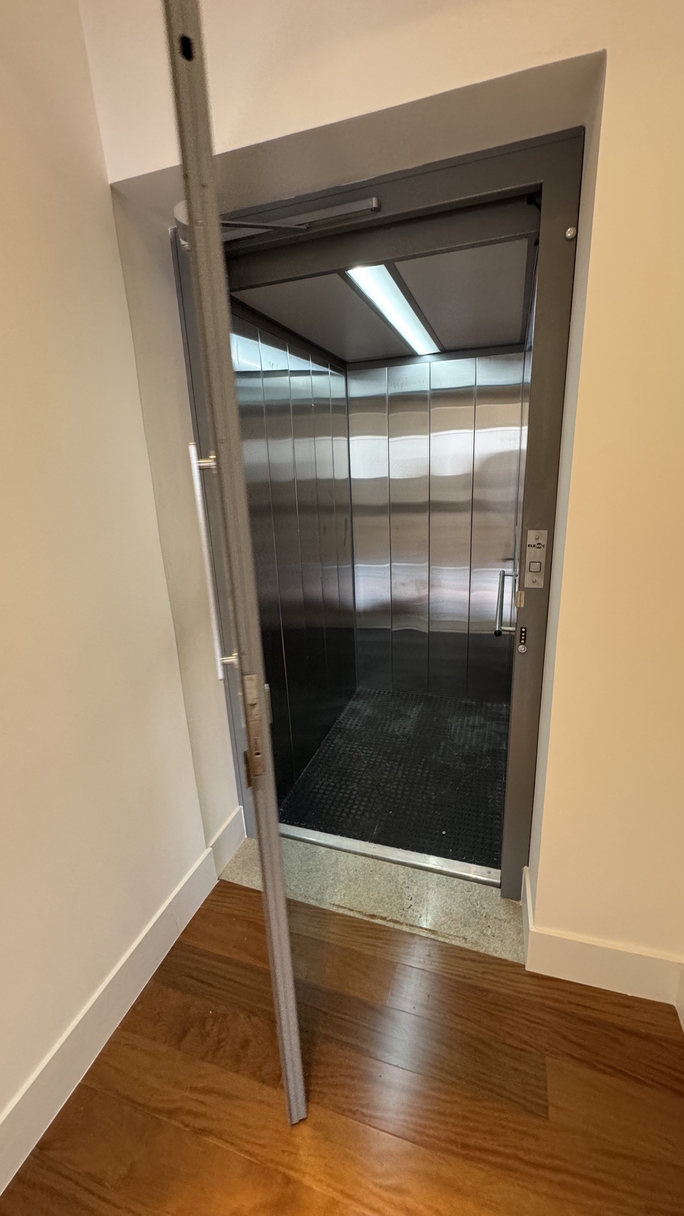 Casa em Condomínio Villa Di Capri à Venda