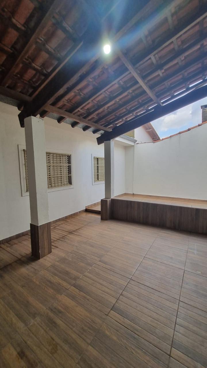 Casa no bairro Parque das Esmeraldas à Venda